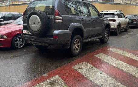 Toyota Land Cruiser Prado 120 рестайлинг, 2008 год, 2 500 000 рублей, 3 фотография