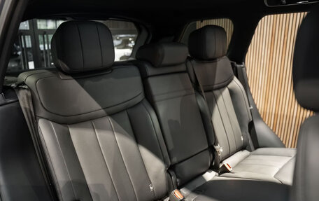 Land Rover Range Rover IV рестайлинг, 2025 год, 16 800 000 рублей, 12 фотография