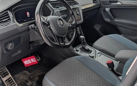 Volkswagen Tiguan II, 2020 год, 2 999 000 рублей, 10 фотография