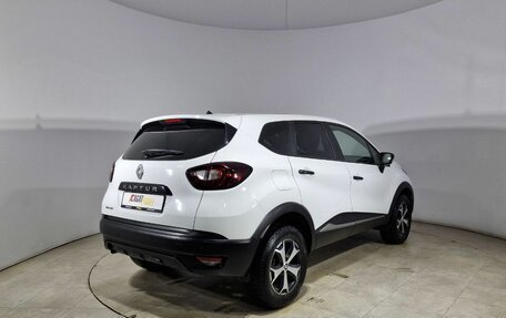 Renault Kaptur I рестайлинг, 2018 год, 1 060 000 рублей, 11 фотография