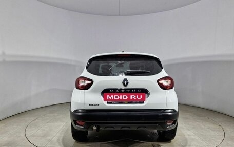 Renault Kaptur I рестайлинг, 2018 год, 1 060 000 рублей, 12 фотография