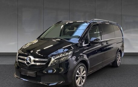 Mercedes-Benz V-Класс, 2023 год, 10 990 000 рублей, 1 фотография