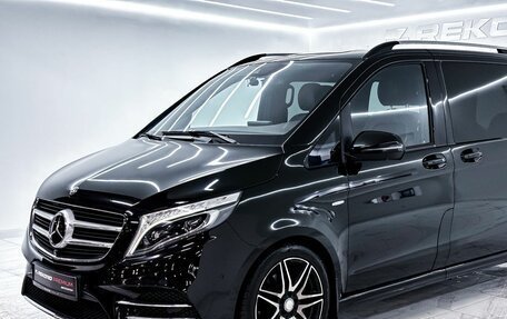 Mercedes-Benz V-Класс, 2016 год, 4 949 000 рублей, 6 фотография