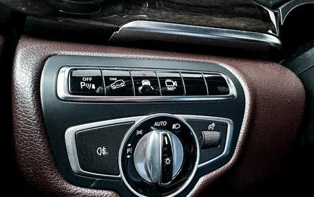 Mercedes-Benz V-Класс, 2016 год, 4 949 000 рублей, 15 фотография