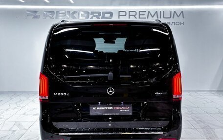 Mercedes-Benz V-Класс, 2016 год, 4 949 000 рублей, 31 фотография