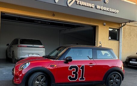 MINI Hatch, 2018 год, 1 700 000 рублей, 3 фотография