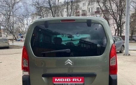 Citroen Berlingo II рестайлинг, 2011 год, 650 000 рублей, 4 фотография