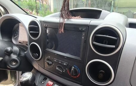 Citroen Berlingo II рестайлинг, 2011 год, 650 000 рублей, 13 фотография