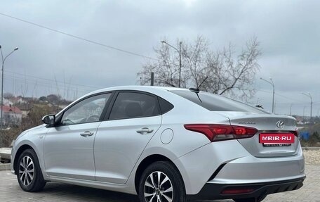 Hyundai Solaris II рестайлинг, 2020 год, 1 720 000 рублей, 10 фотография