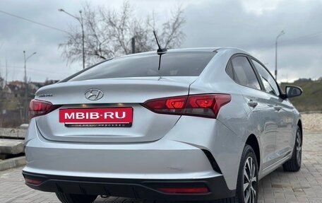 Hyundai Solaris II рестайлинг, 2020 год, 1 720 000 рублей, 15 фотография