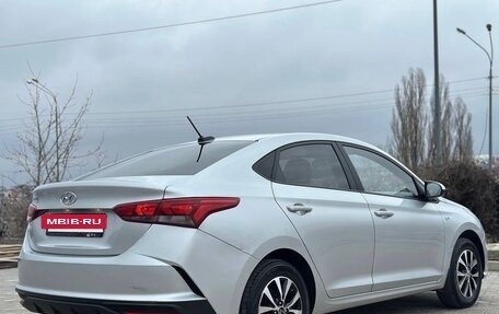 Hyundai Solaris II рестайлинг, 2020 год, 1 720 000 рублей, 11 фотография