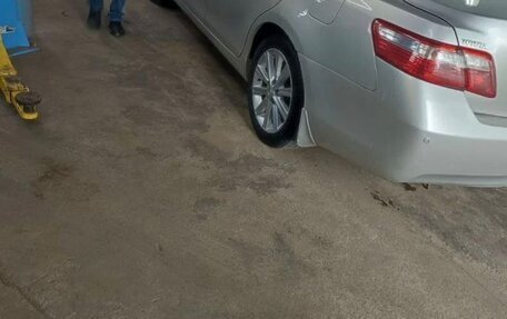 Toyota Camry, 2011 год, 1 000 000 рублей, 3 фотография