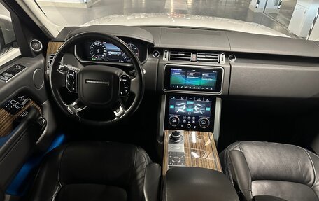 Land Rover Range Rover IV рестайлинг, 2018 год, 5 499 000 рублей, 6 фотография