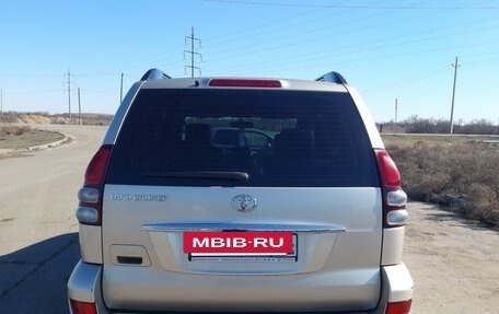 Toyota Land Cruiser Prado 120 рестайлинг, 2008 год, 2 300 000 рублей, 6 фотография