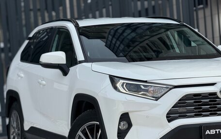 Toyota RAV4, 2021 год, 3 999 999 рублей, 15 фотография