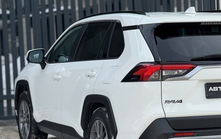 Toyota RAV4, 2021 год, 3 999 999 рублей, 23 фотография