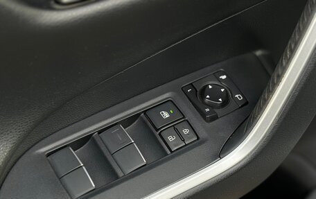 Toyota RAV4, 2021 год, 3 999 999 рублей, 32 фотография