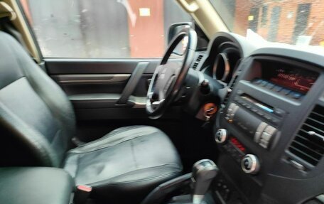 Mitsubishi Pajero IV, 2012 год, 2 150 000 рублей, 7 фотография
