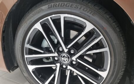 Toyota Camry, 2025 год, 6 500 000 рублей, 4 фотография