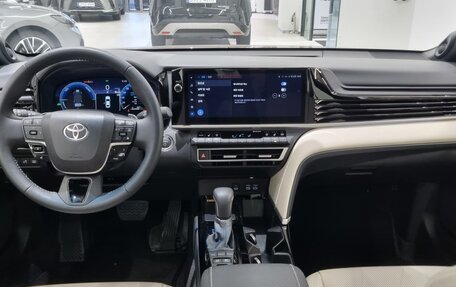 Toyota Camry, 2025 год, 6 500 000 рублей, 6 фотография