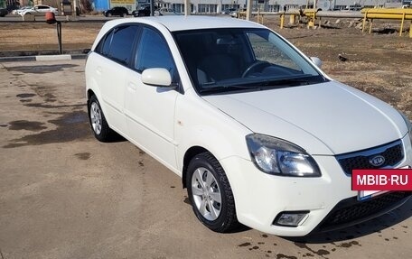 KIA Rio II, 2011 год, 650 000 рублей, 3 фотография