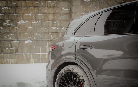 Porsche Cayenne III, 2021 год, 10 700 000 рублей, 13 фотография