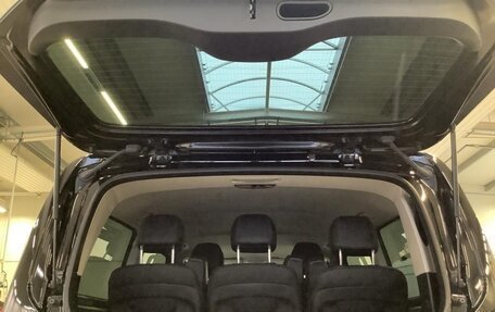 Mercedes-Benz V-Класс, 2023 год, 10 990 000 рублей, 14 фотография