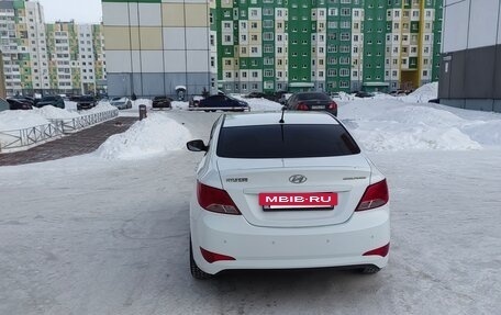 Hyundai Solaris II рестайлинг, 2014 год, 1 100 000 рублей, 2 фотография