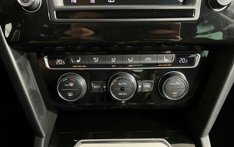 Volkswagen Passat B8 рестайлинг, 2017 год, 1 697 000 рублей, 18 фотография