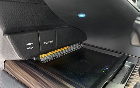 Toyota Camry, 2018 год, 2 950 000 рублей, 15 фотография