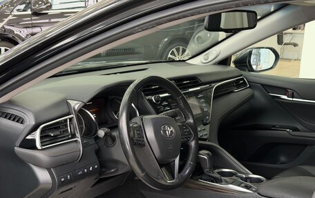 Toyota Camry, 2018 год, 2 950 000 рублей, 19 фотография