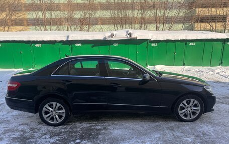 Mercedes-Benz E-Класс, 2009 год, 1 590 000 рублей, 4 фотография