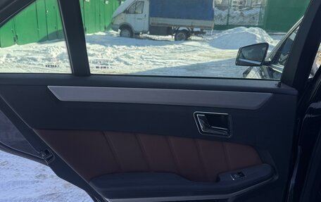 Mercedes-Benz E-Класс, 2009 год, 1 590 000 рублей, 13 фотография