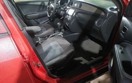 Mitsubishi Outlander III рестайлинг 3, 2002 год, 500 000 рублей, 8 фотография