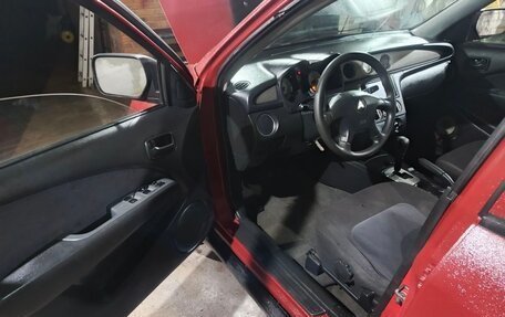 Mitsubishi Outlander III рестайлинг 3, 2002 год, 500 000 рублей, 7 фотография