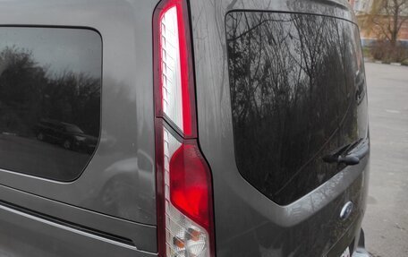 Ford Tourneo Connect II рестайлинг, 2019 год, 1 950 000 рублей, 11 фотография