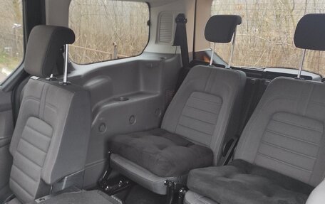 Ford Tourneo Connect II рестайлинг, 2019 год, 1 950 000 рублей, 10 фотография