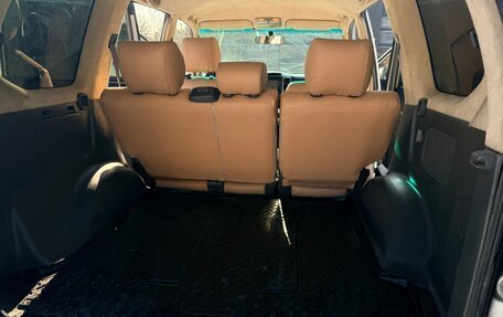 Toyota Land Cruiser Prado 120 рестайлинг, 2006 год, 1 600 000 рублей, 20 фотография