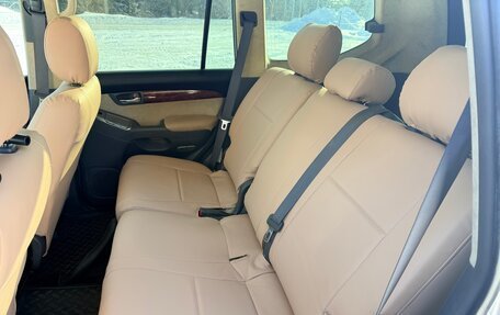 Toyota Land Cruiser Prado 120 рестайлинг, 2006 год, 1 600 000 рублей, 14 фотография