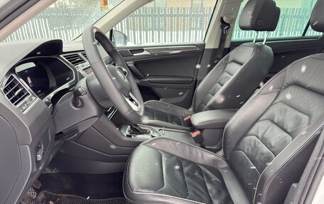 Volkswagen Tiguan II, 2017 год, 2 050 000 рублей, 4 фотография