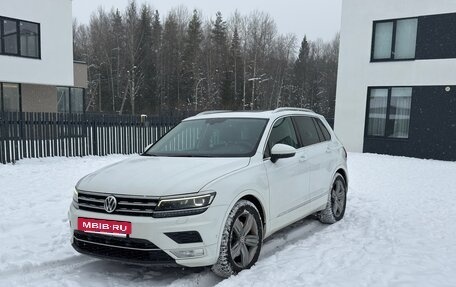 Volkswagen Tiguan II, 2017 год, 2 050 000 рублей, 6 фотография