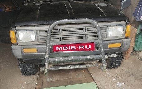 Nissan Datsun D21, 1988 год, 400 000 рублей, 1 фотография