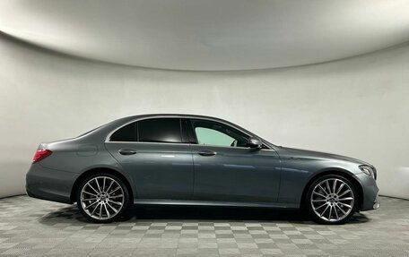 Mercedes-Benz E-Класс, 2020 год, 3 729 000 рублей, 4 фотография