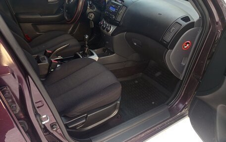 Hyundai Elantra IV, 2009 год, 6 фотография