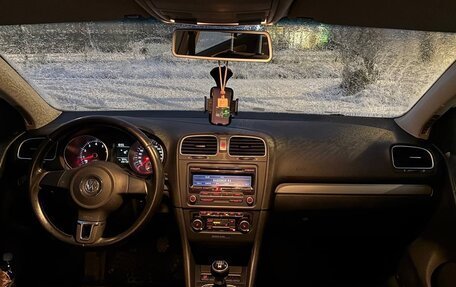 Volkswagen Golf VI, 2011 год, 600 000 рублей, 18 фотография