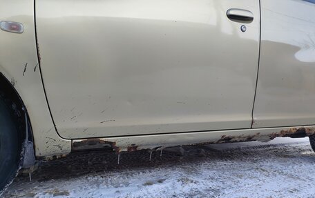 Toyota FunCargo, 2001 год, 380 000 рублей, 8 фотография