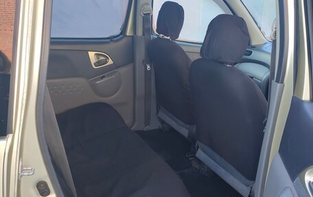 Toyota FunCargo, 2001 год, 380 000 рублей, 3 фотография