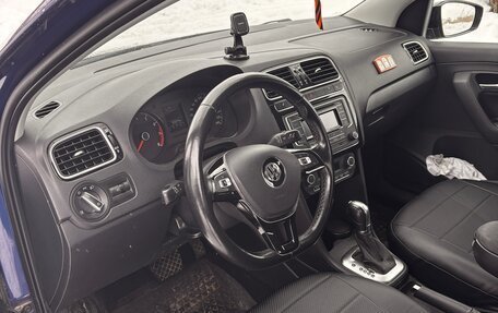 Volkswagen Polo VI (EU Market), 2017 год, 1 000 000 рублей, 4 фотография