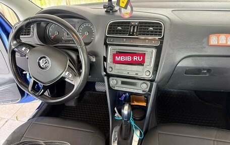 Volkswagen Polo VI (EU Market), 2017 год, 1 000 000 рублей, 8 фотография