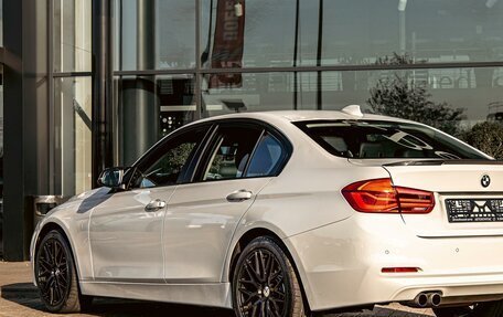 BMW 3 серия, 2017 год, 1 955 000 рублей, 8 фотография